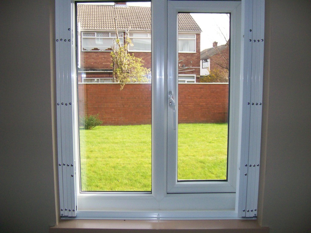 100_06851 (1) Safeguard Security