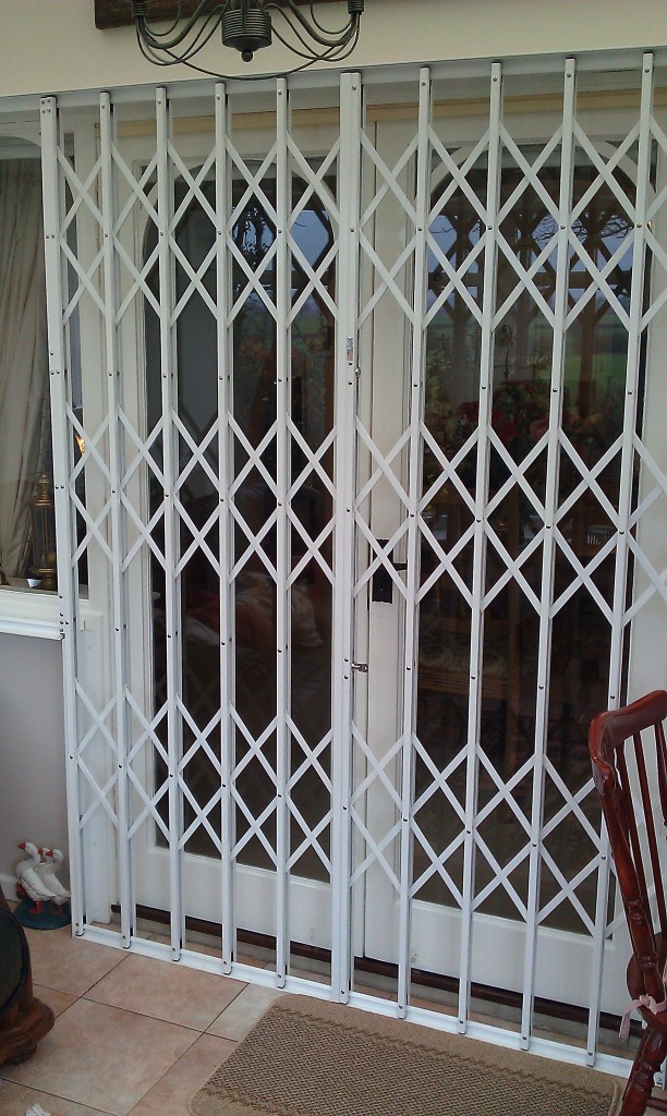 RETRACTABLE PATIO GRILLES Safeguard Security