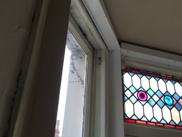 Neatly fitted face fixed window grilles